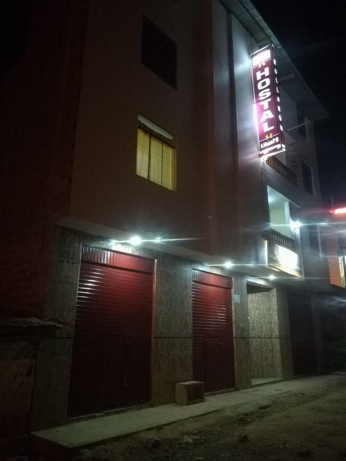 Hostal Kollarón Chachapoyas Kültér fotó